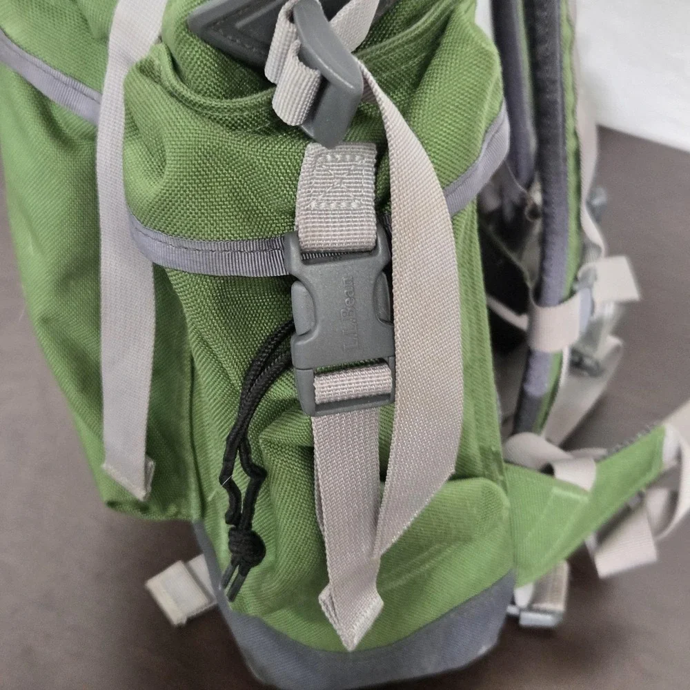 Vintage L.L. Bean Backpack Green Continental Rucksack Travel Hiking Bag 90s